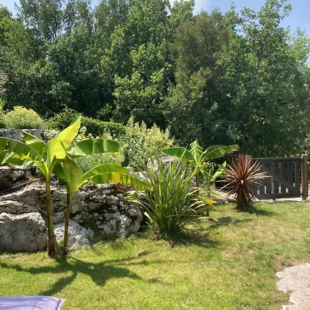 Hébergement de vacances Gites Des Falaises De La Beaume Labeaume